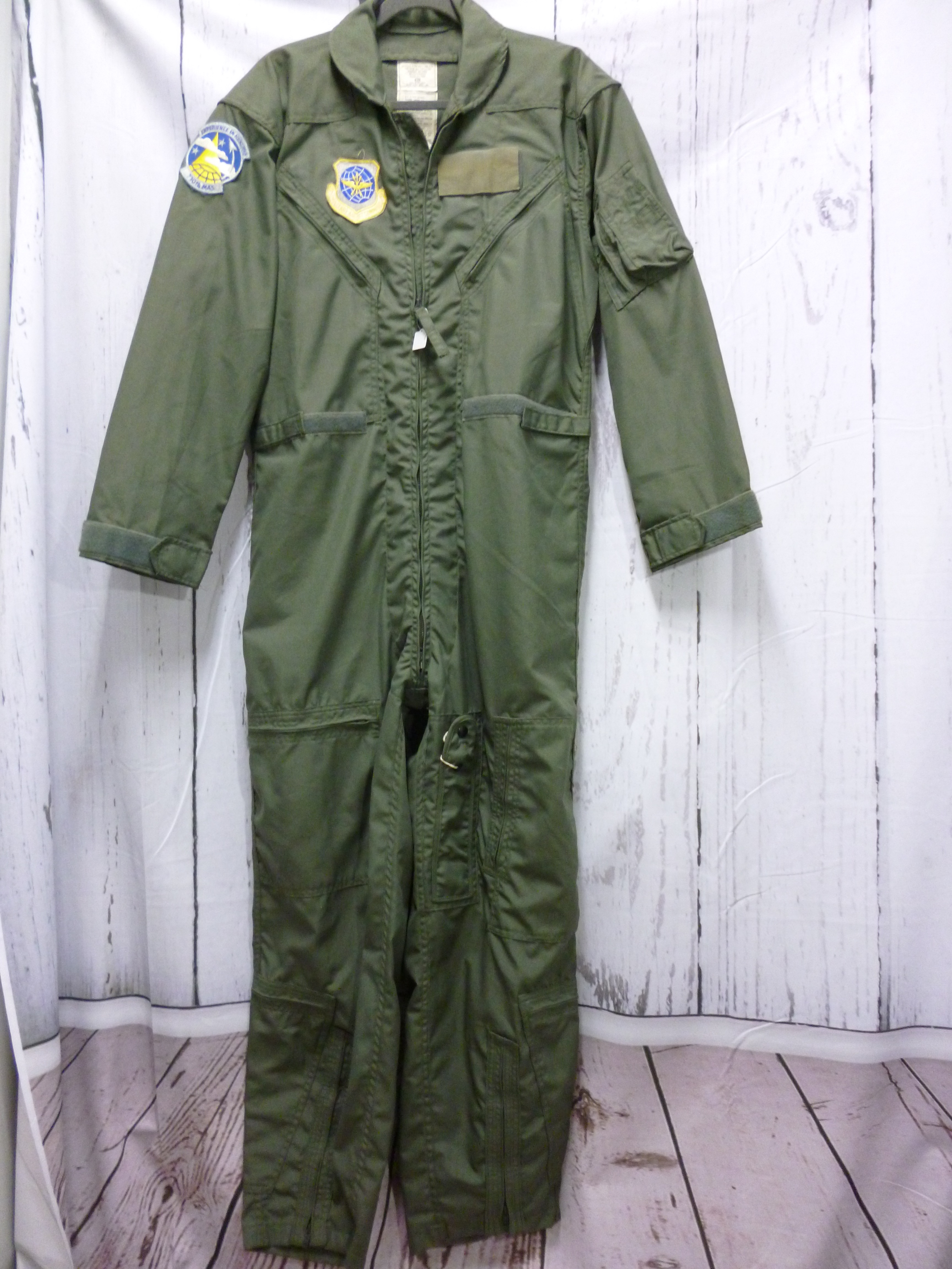 米軍実物CWU 27/P Nomex Sage フライトスーツ / ミリタリー